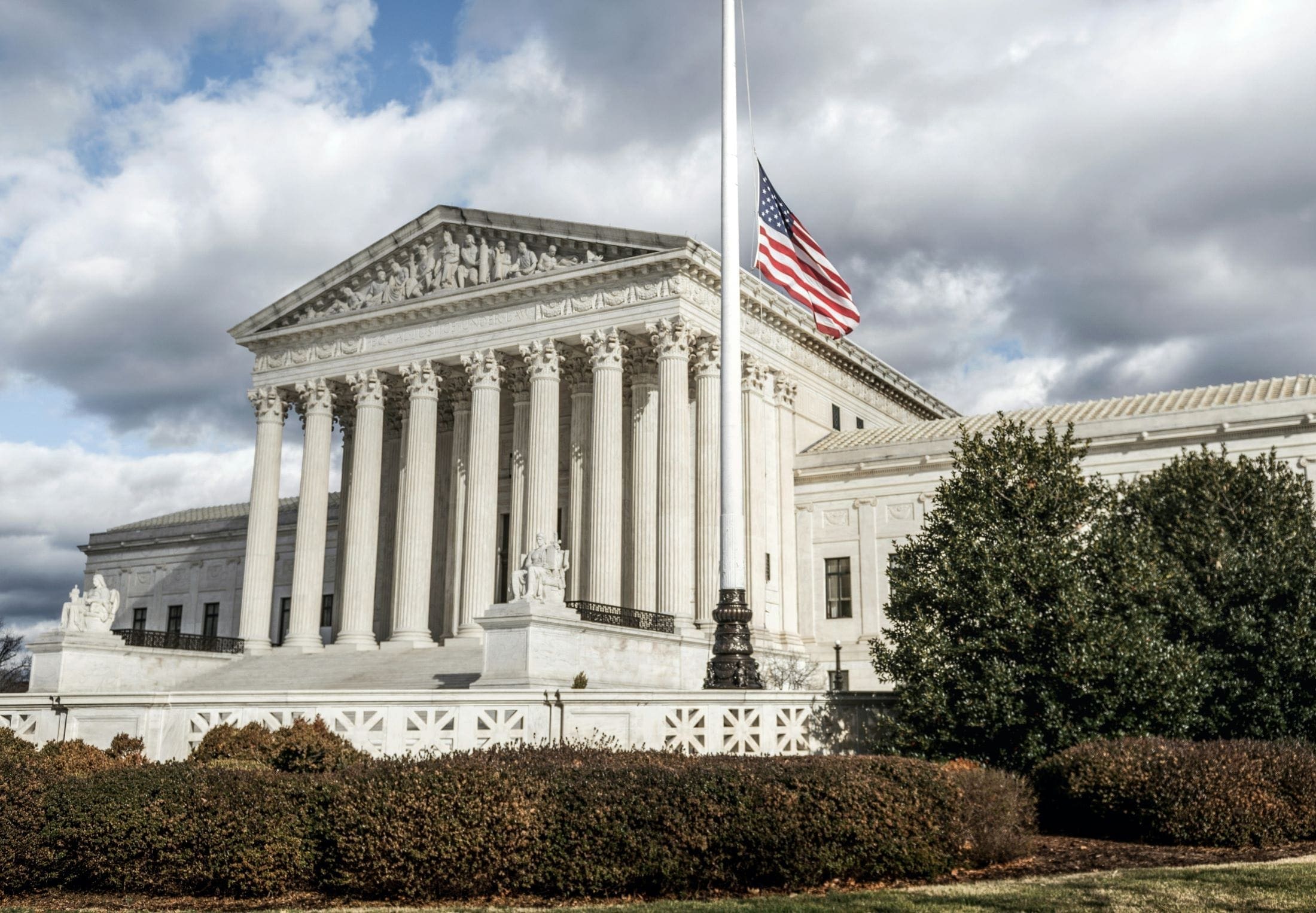 legal-building